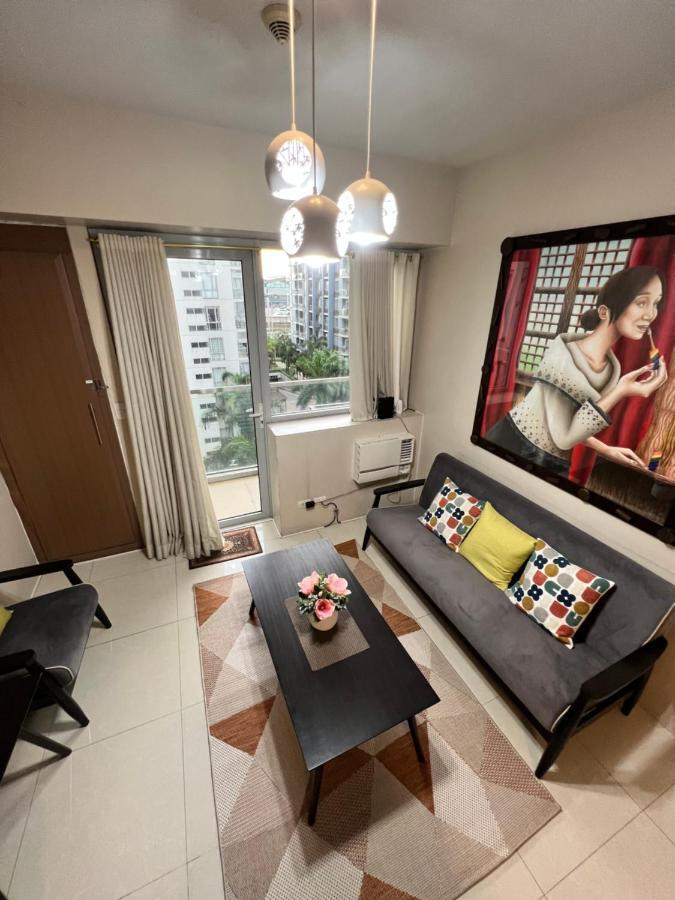 Resorts World Condo Manila Exteriör bild